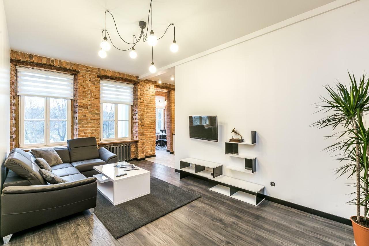 Merkela Design Apartment With Park View Riga Esterno foto
